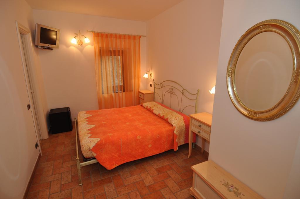 Sandra Villa Rooms Corniglia Eksteriør billede